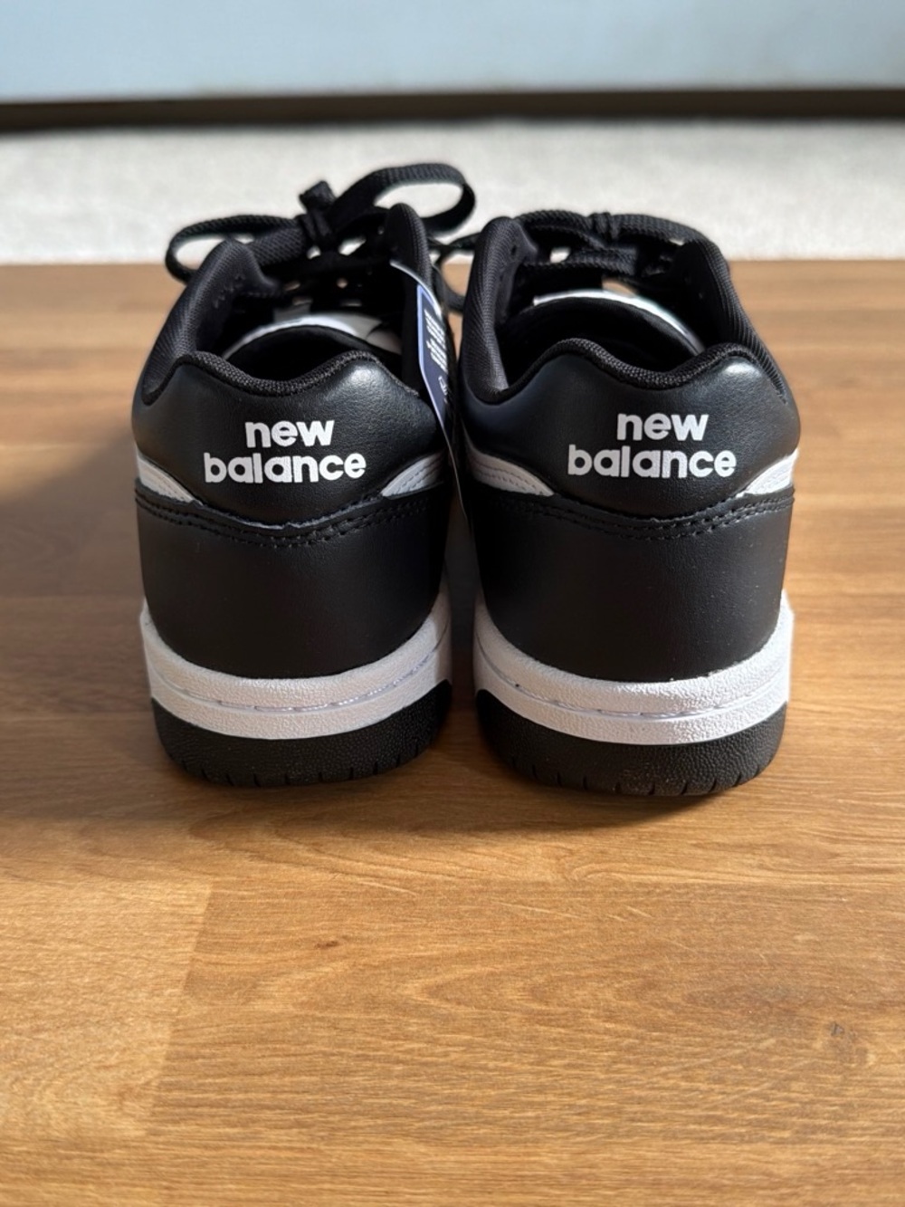 NWT New Balance 480 Black & White Athletic Sneakers women’s size 7.5 (men’s 6) - Picture 3 of 5